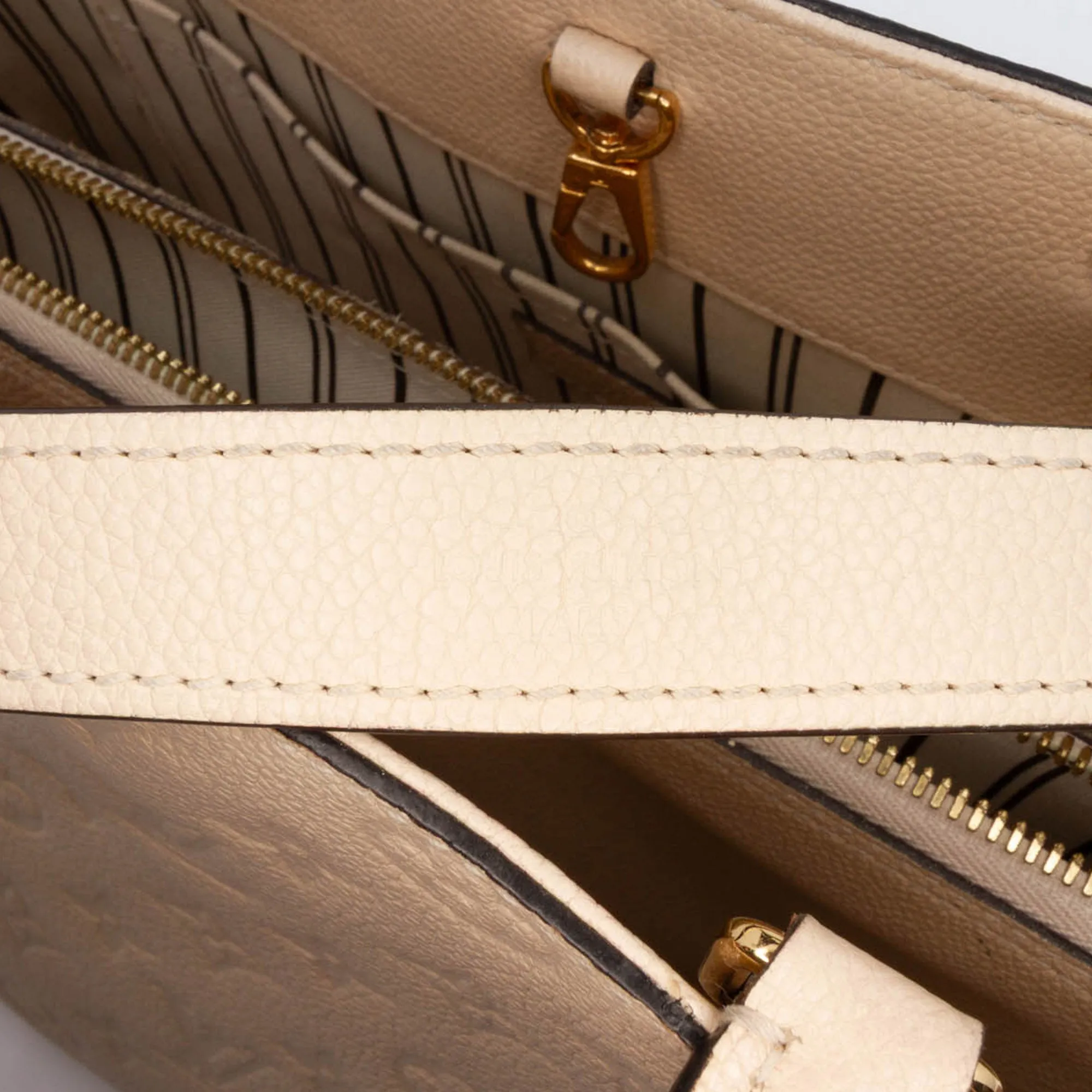 Monogram Empreinte Montaigne MM