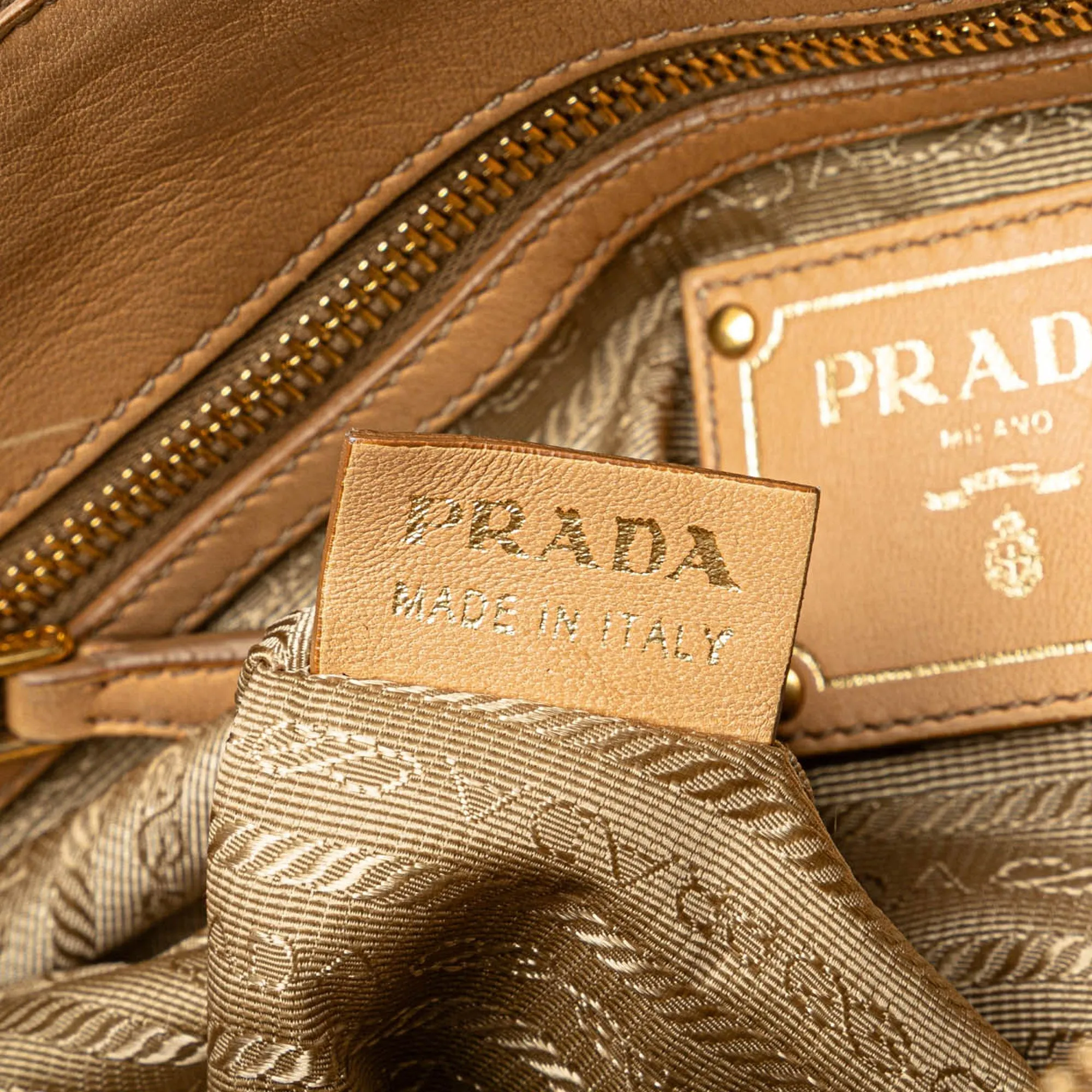 Nappa Gaufre Satchel