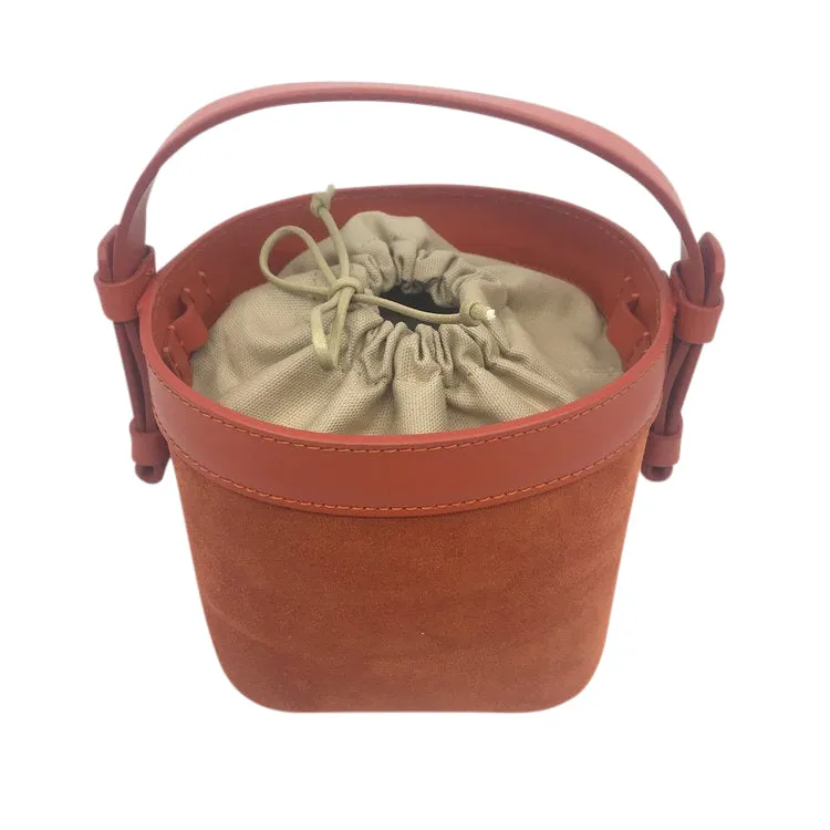 Nico Bucket
