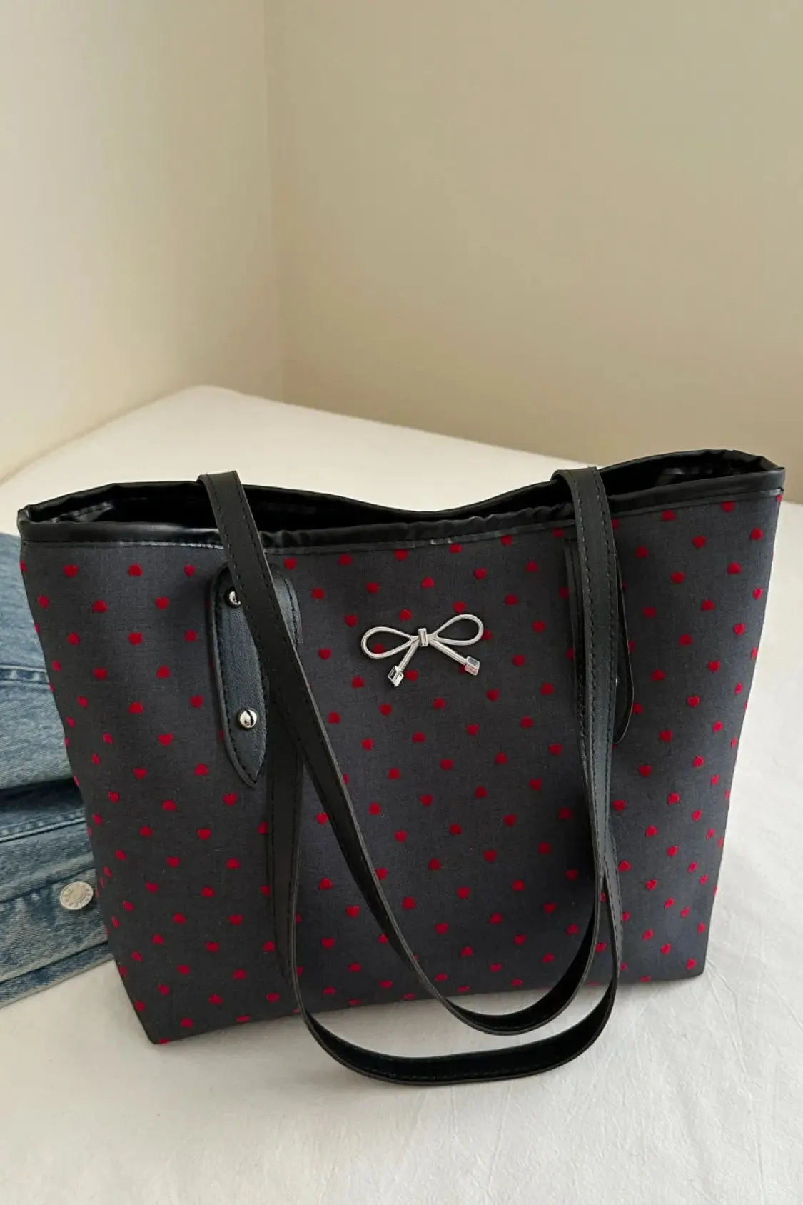'Oaklee' Bowknot Polyester Tote Bag