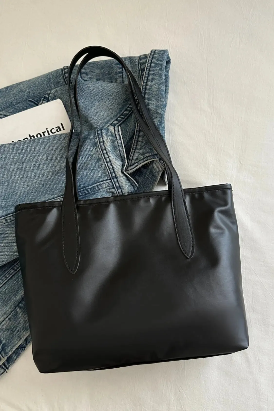 'Oaklee' Bowknot Polyester Tote Bag