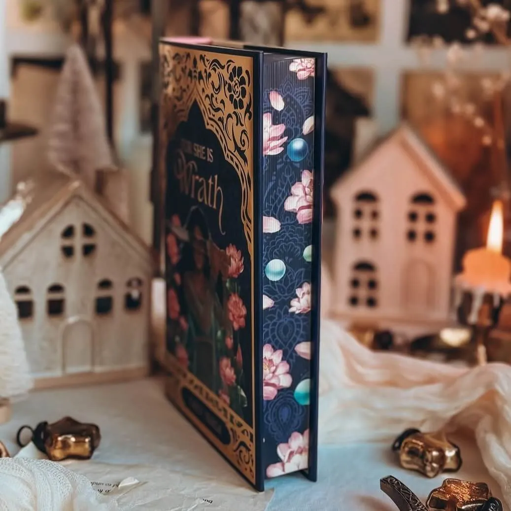 OwlCrate 'DRESSED FOR REVENGE' Box