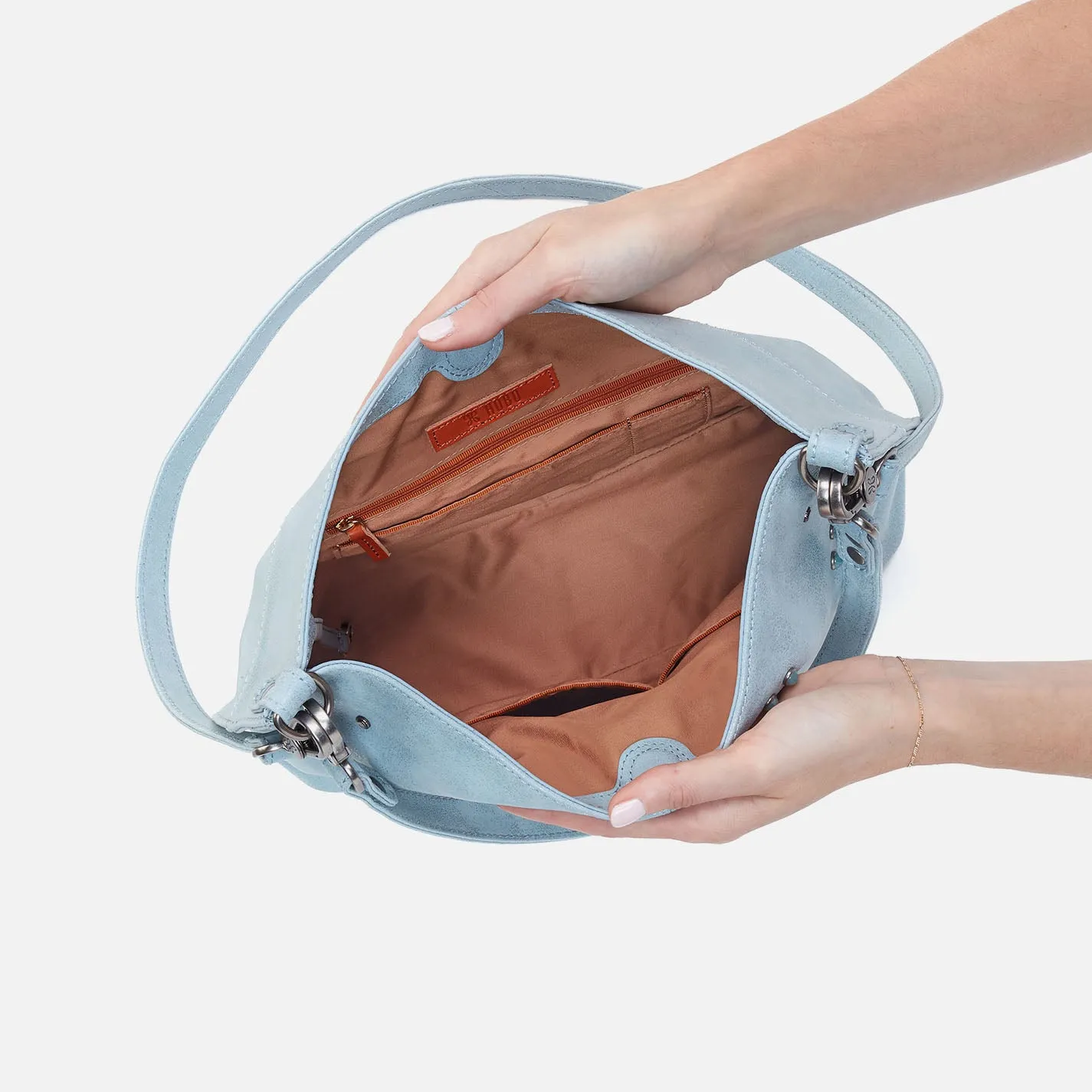 Pier Shoulder Bag In Buffed Leather - Sky