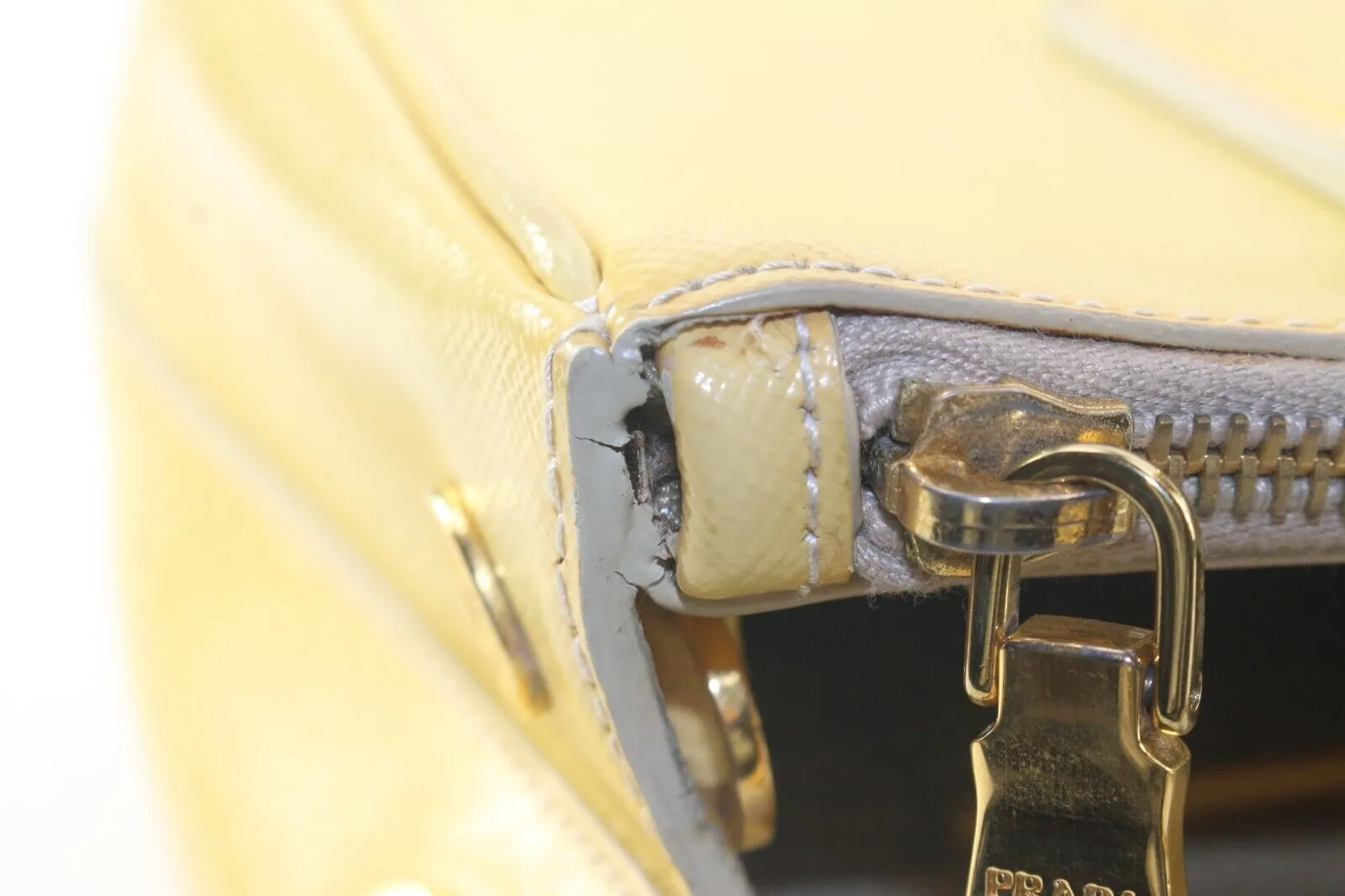 Prada Saffiano Luxe Tote 2way with Strap 6PR1130K