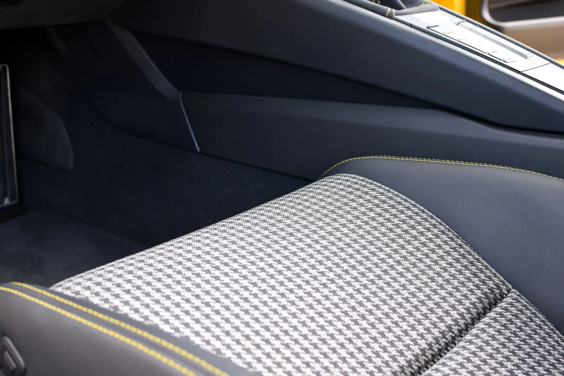 RENNWERKSTATT® Seat Insert Set for Porsche 718 (981/982) Full Bucket / Light Weight Bucket (LWB) Seats