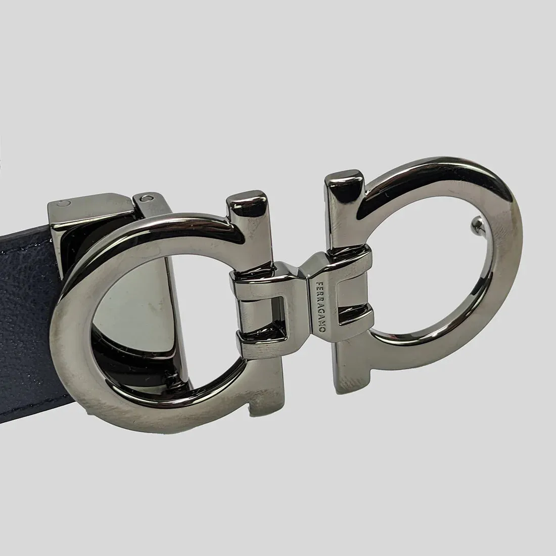 SALVATORE FERRAGAMO Men's Double Gancini Adjustable and Reversible Belt BLUE/NERO 95cm RS-758524