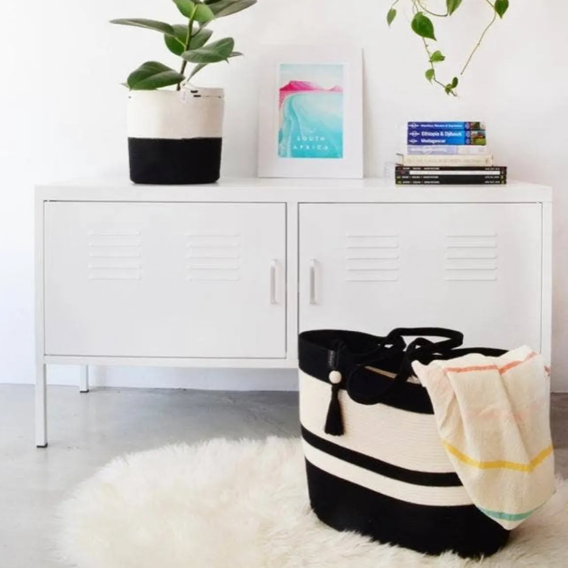 Sophia Tote Ivory & Black Bands