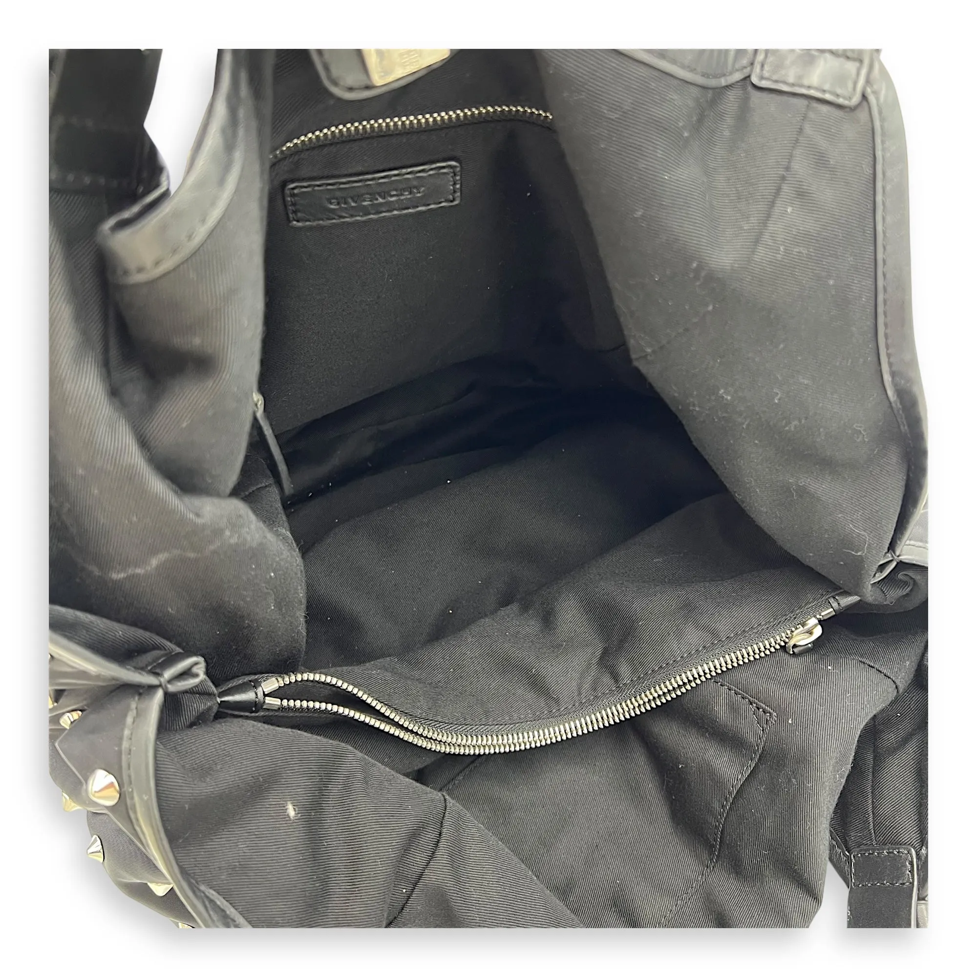 Studded Hobo Black Shoulder Bag in Nylon, Silver hardware