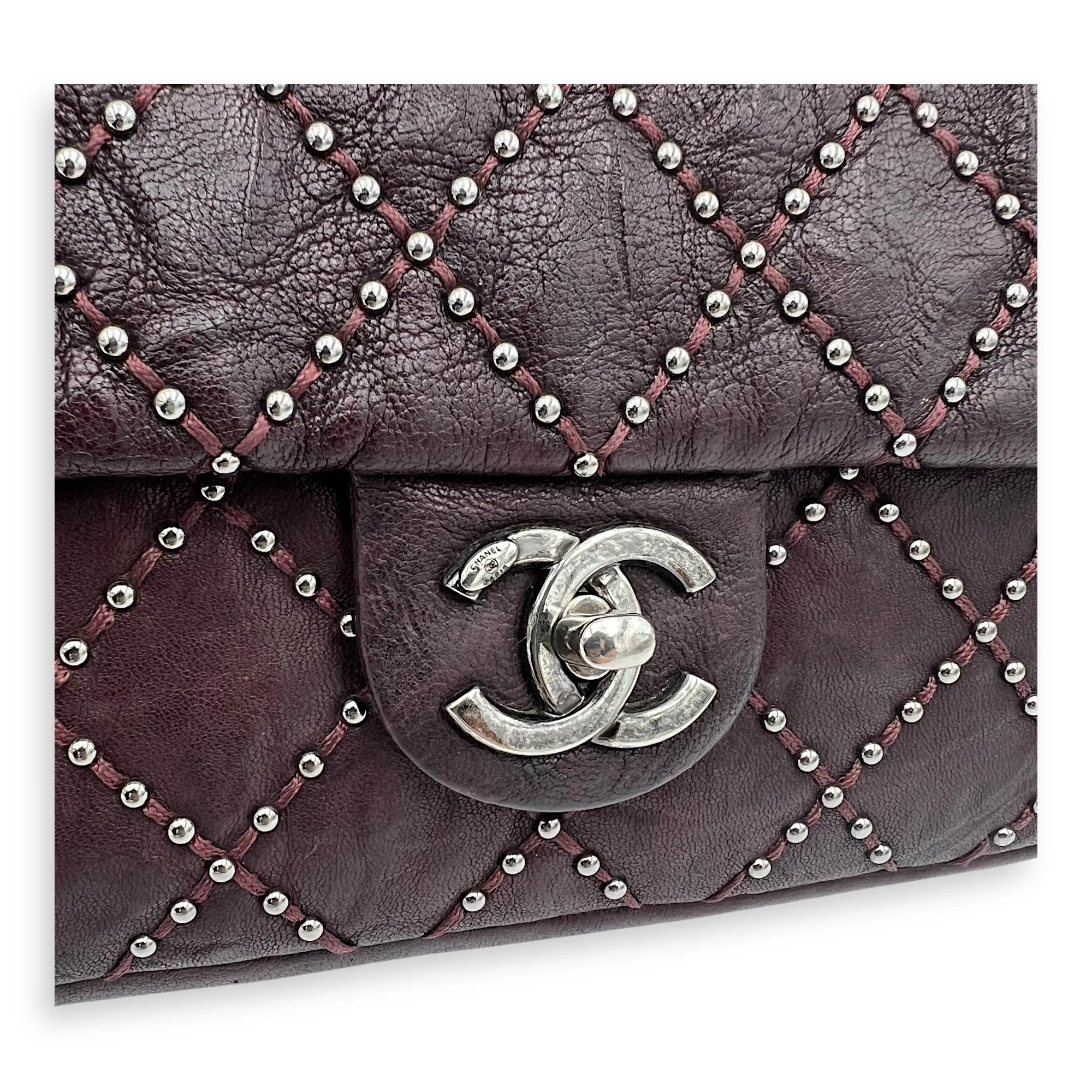Studded Shoulder Bag Red in Calfskin, Ruthenium hardware