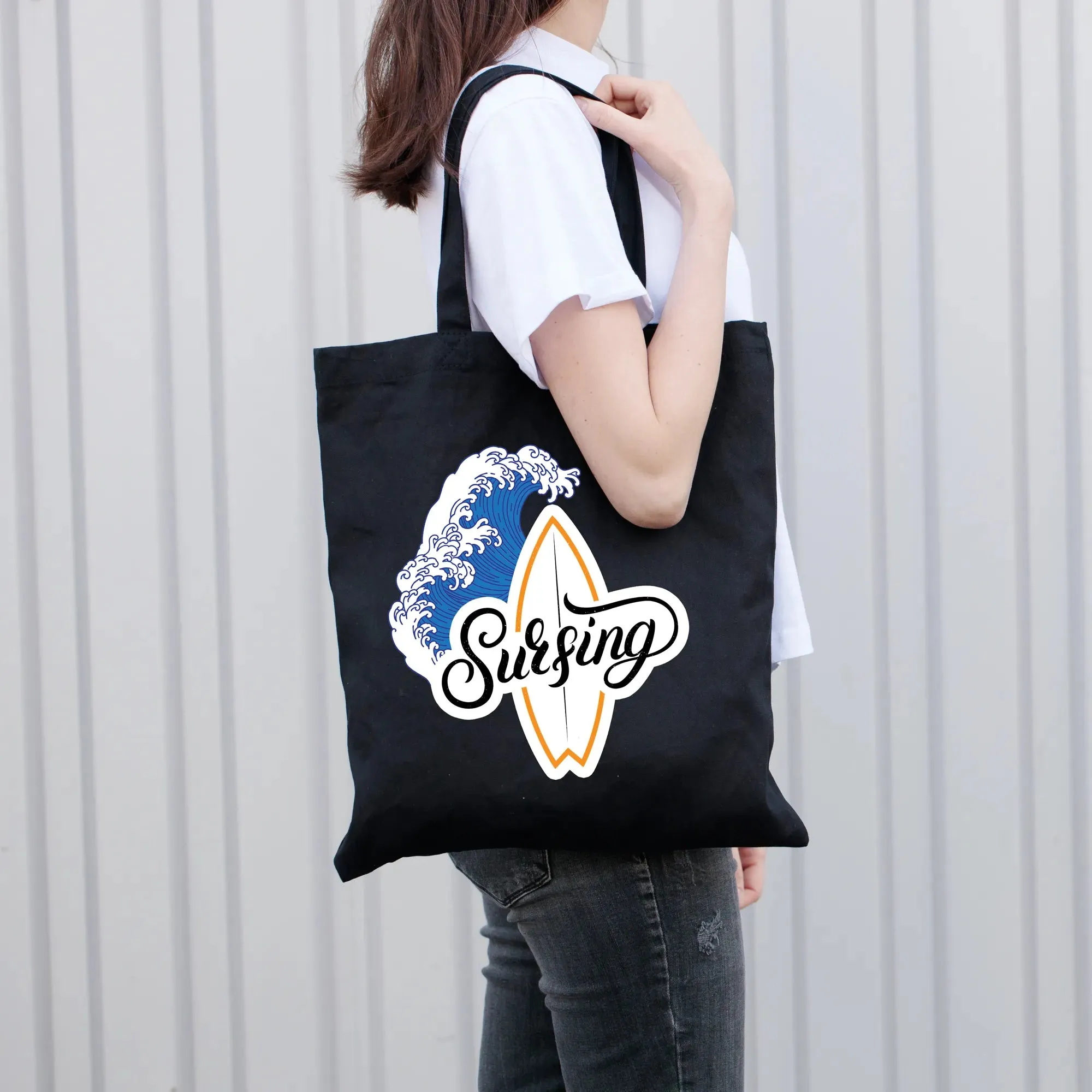 Surfing tote bag
