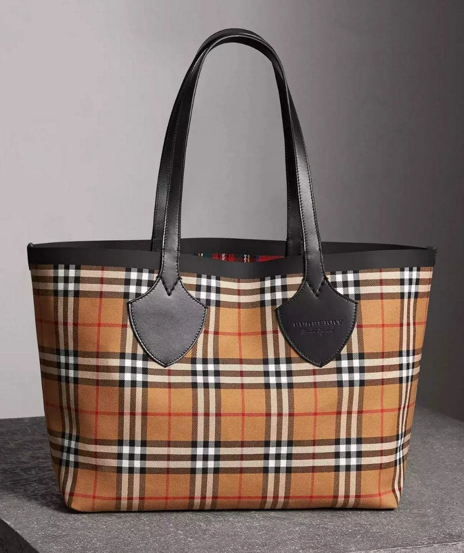 The Medium Giant Reversible Tote in Vintage Check