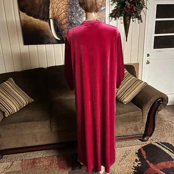 The Vermont Country Store • Medium • Burgundy • Suede • Robe