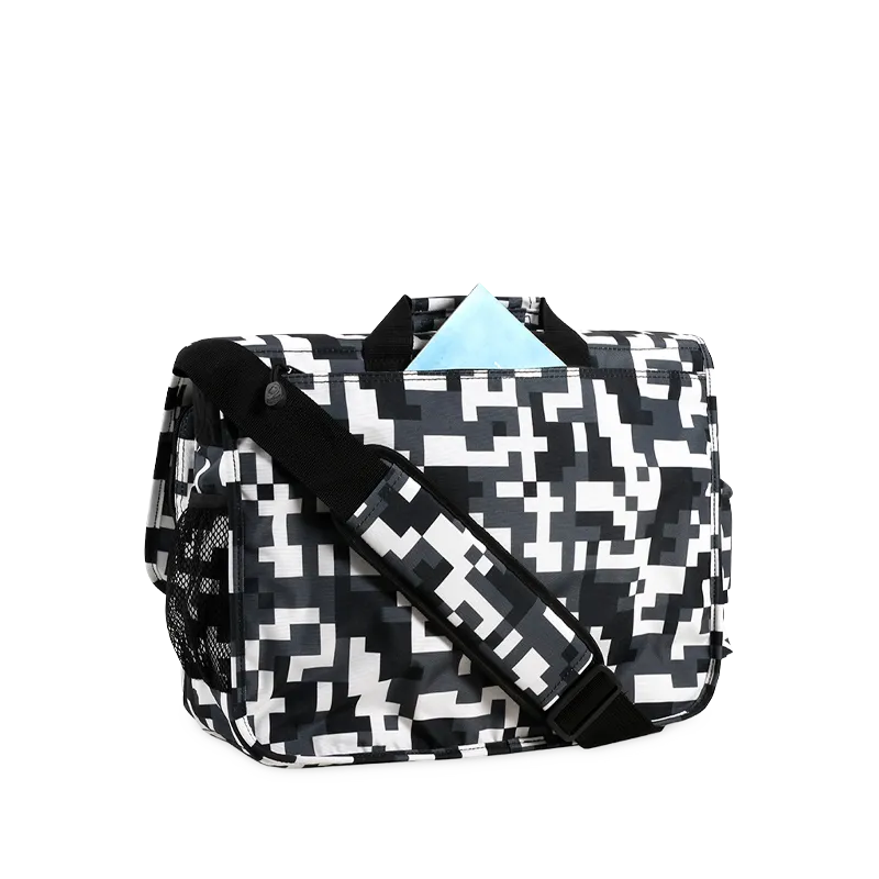 Thomas Laptop Messenger Bag in Camo