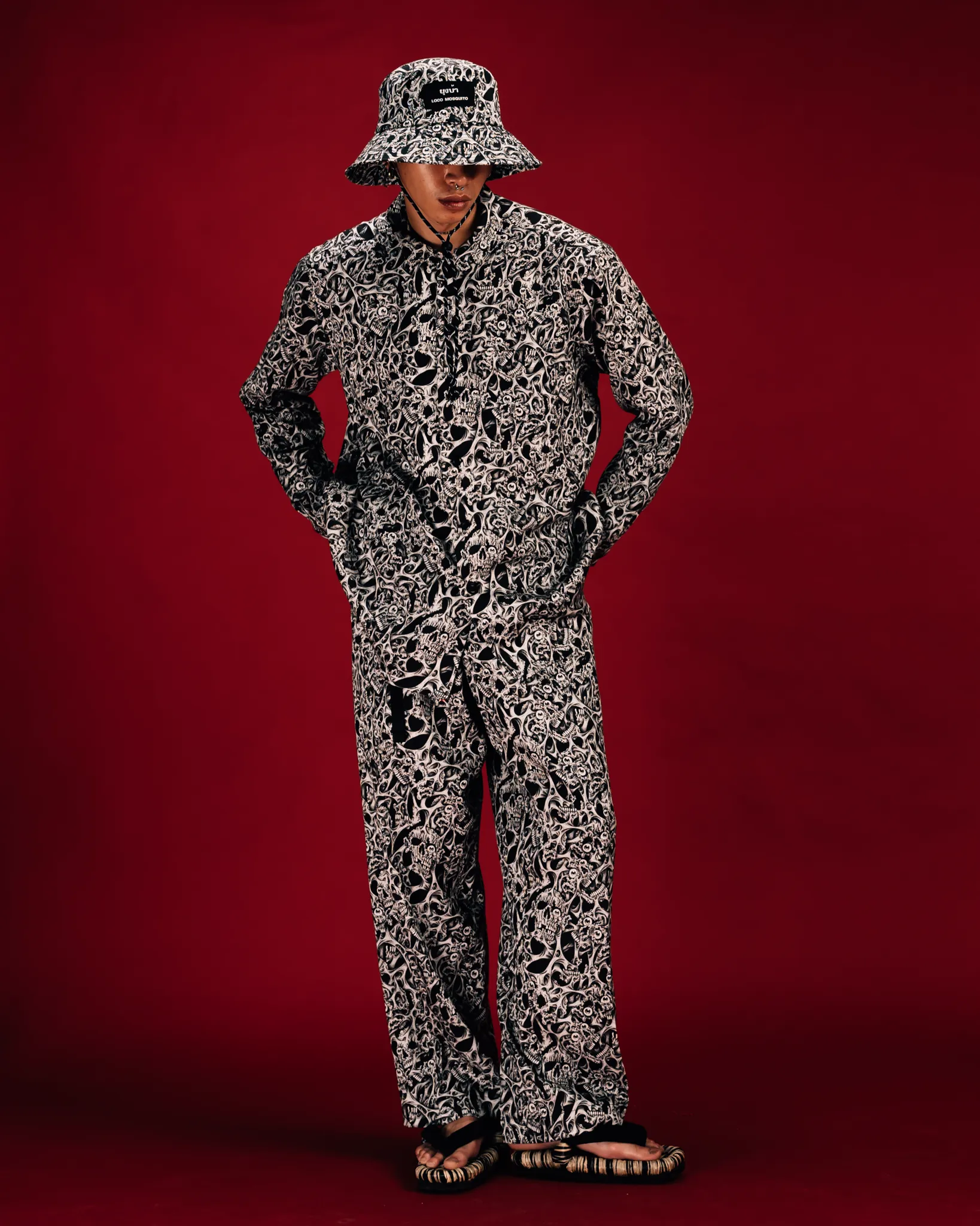 [UNISEX] RAFEL DELALANDE X LOCO MOSQUITO BUCKET HAT