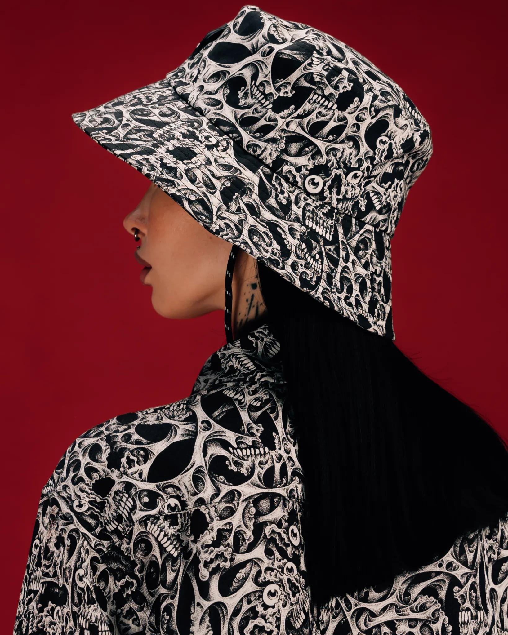 [UNISEX] RAFEL DELALANDE X LOCO MOSQUITO BUCKET HAT