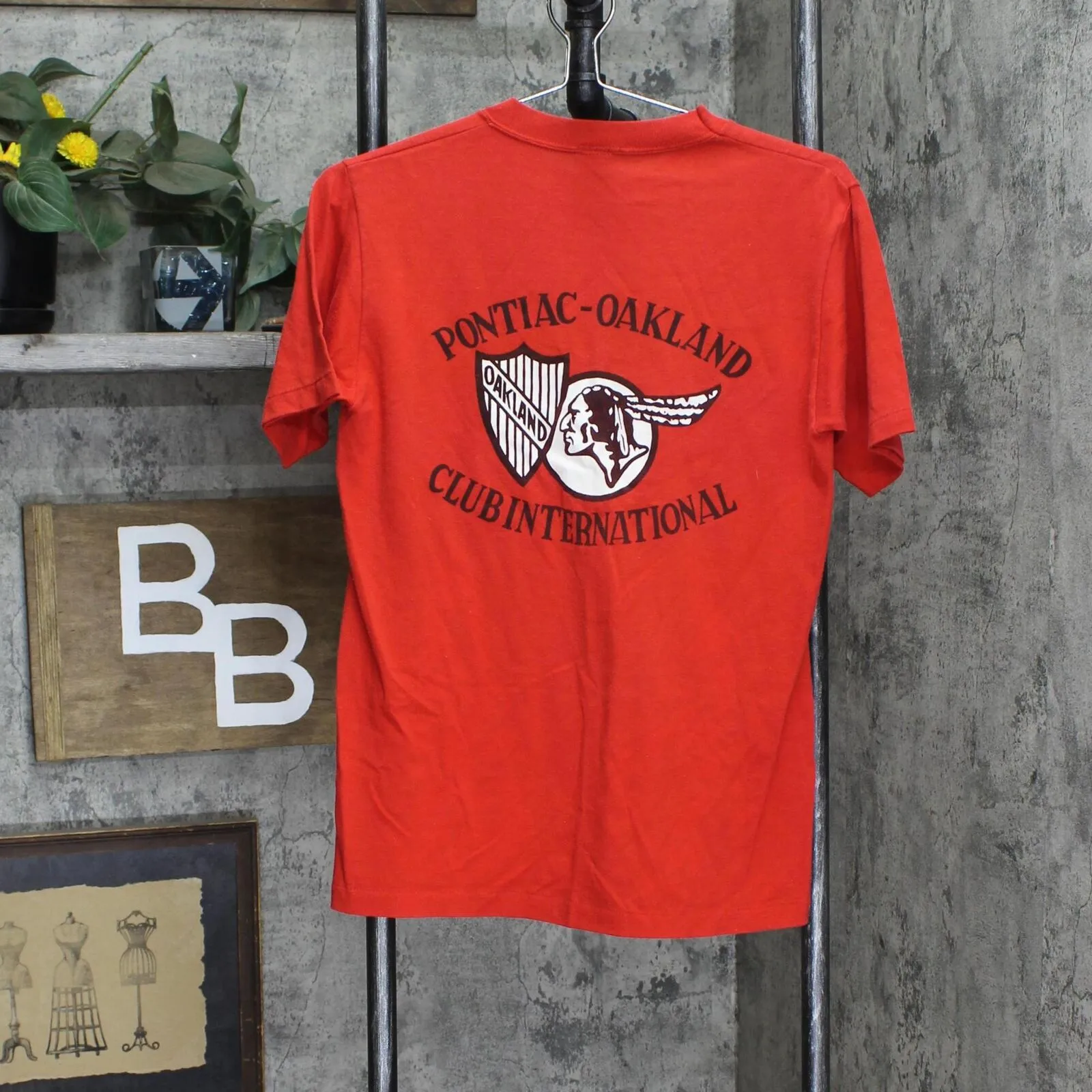 Vintage 1979 Pontiaction Keystone Pontiac Oakland Chapter Graphic T-Shirt Red M