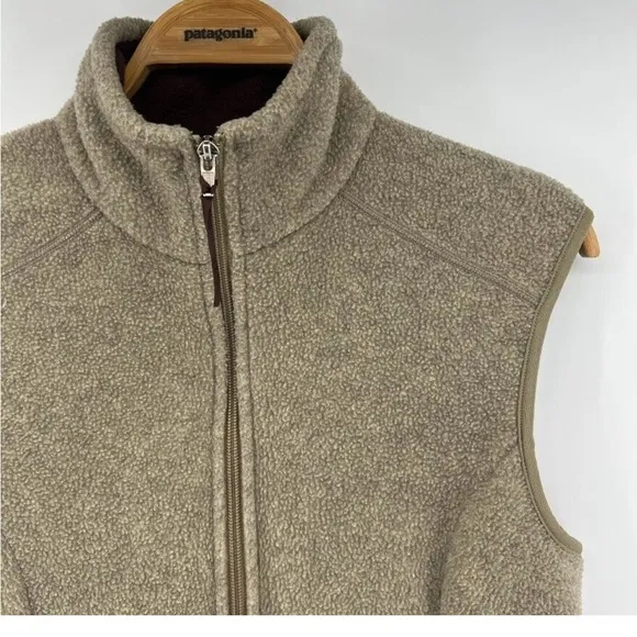 Vintage Patagonia Light Brown Synchilla Vest Women’s Size Medium PRICE F…