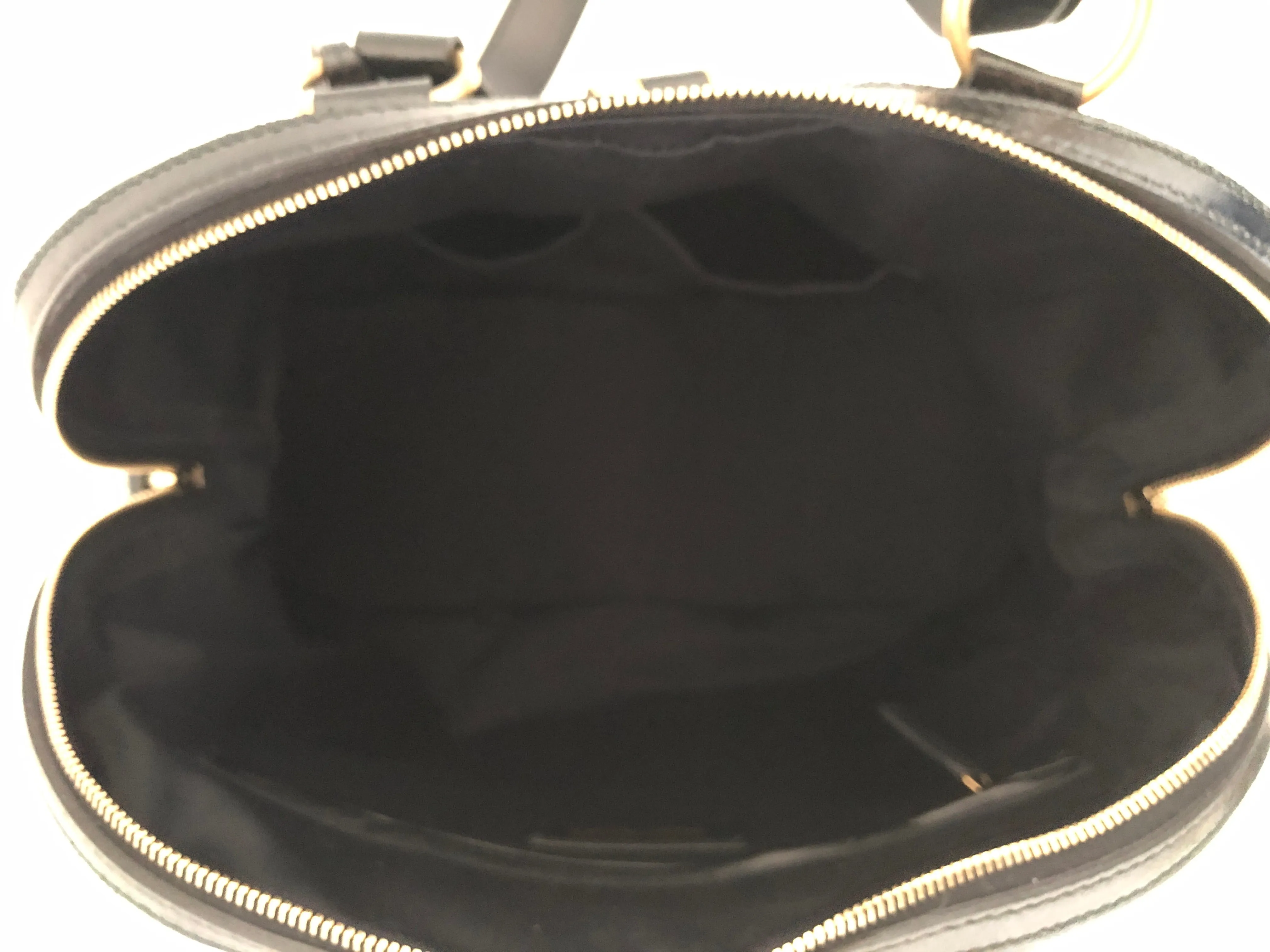 YVES SAINT LAURENT YSL - MUSE OVERSIZE BLACK PATENT LEATHER TOTE